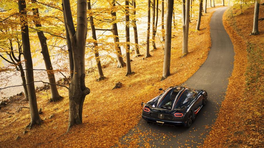  Koenigsegg Agera RS (7120) 2015 года  (фото 2 из 4)